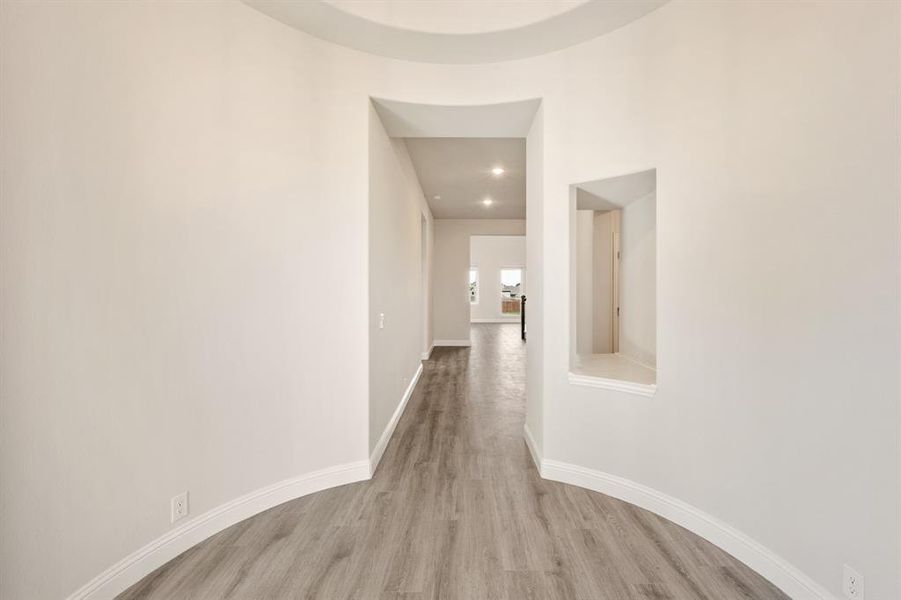 Spacious, unfurnished interior of a new home in Coyote Crossing, Godley (Image 30).