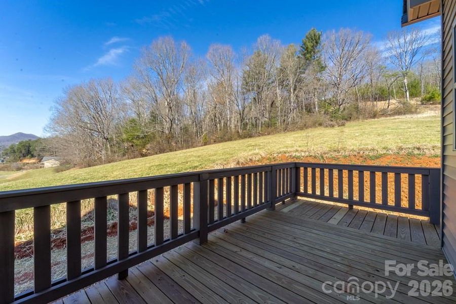 Exterior details and patio area of a home in , Franklin (Image 27).