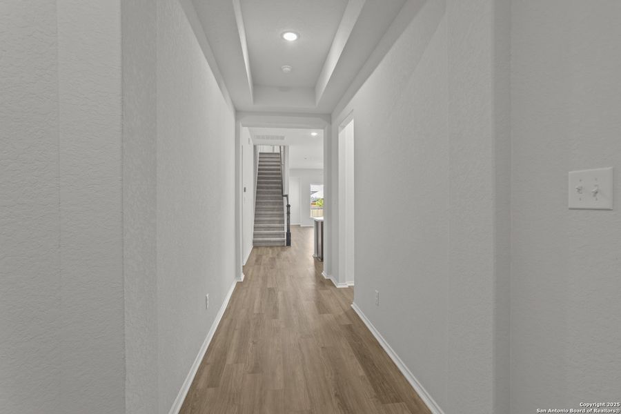 Image 27 of a home in Rhine Valley.