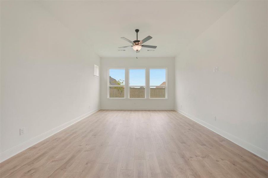Spacious, unfurnished interior of a new home in Pecan Square – Classics, Northlake (Image 23).