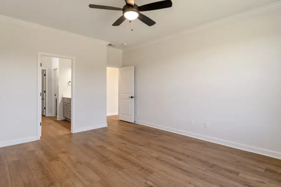 Spacious, unfurnished interior of a new home in Ridgecrest at Midway, Anderson (Image 21).