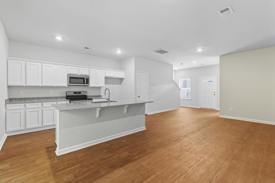Representative unfurnished interior of a home built from the Palmetto II by McGuinn Homes in Clarke Townes, Anderson (Image 55).