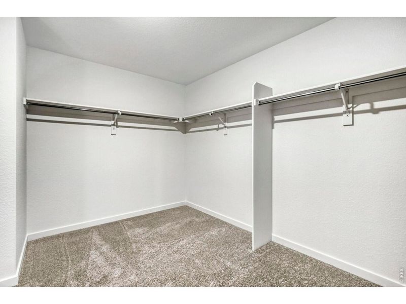 Spacious, unfurnished interior of a new home in Kinston, Loveland (Image 13).
