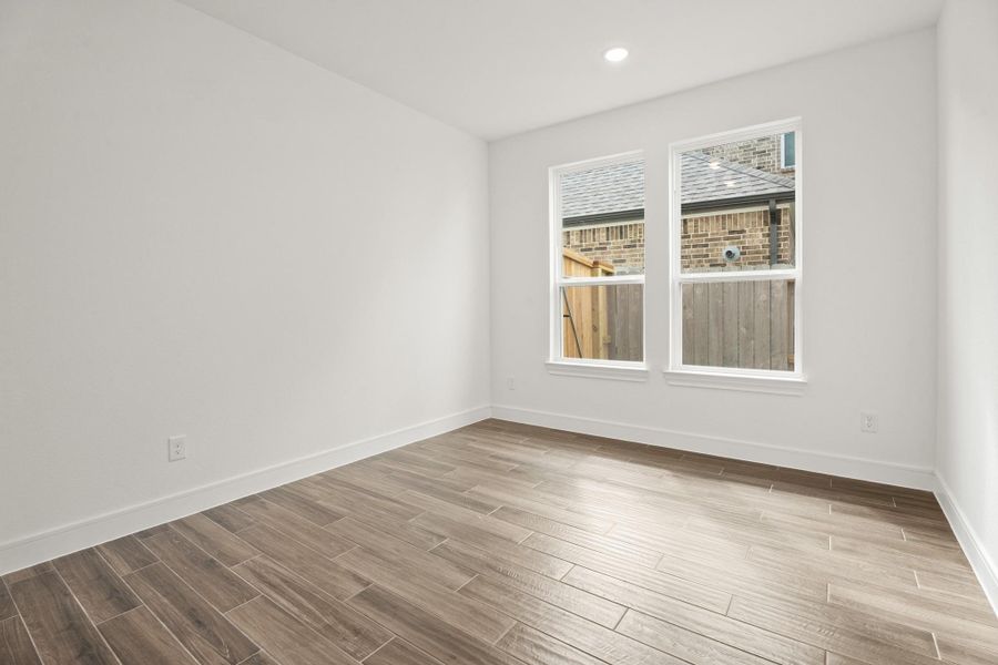 Elegant dining room (*Photo not of actual home and used for illustration purposes only.) Elegant dining room (*Photo not of actual home and used for illustration purposes only.)