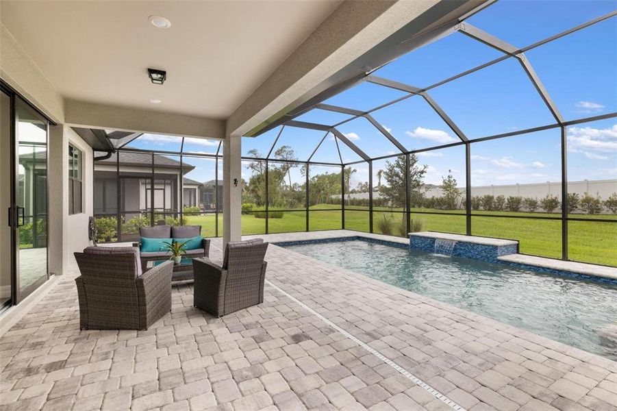 Exterior details and patio area of a home in , North Port (Image 3).