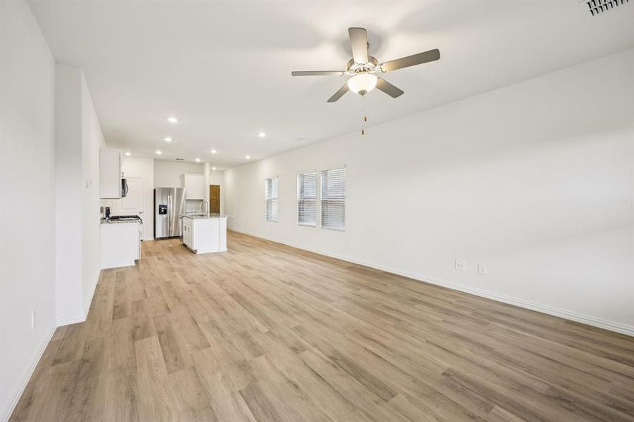 Spacious, unfurnished interior of a new home in Parks at Foster Crossing - Spring Series, Anna (Image 32).