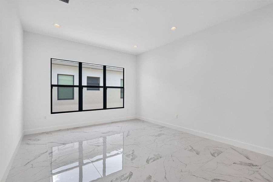 37-web-or-mls-7R7A9005 37-web-or-mls-7R7A9005