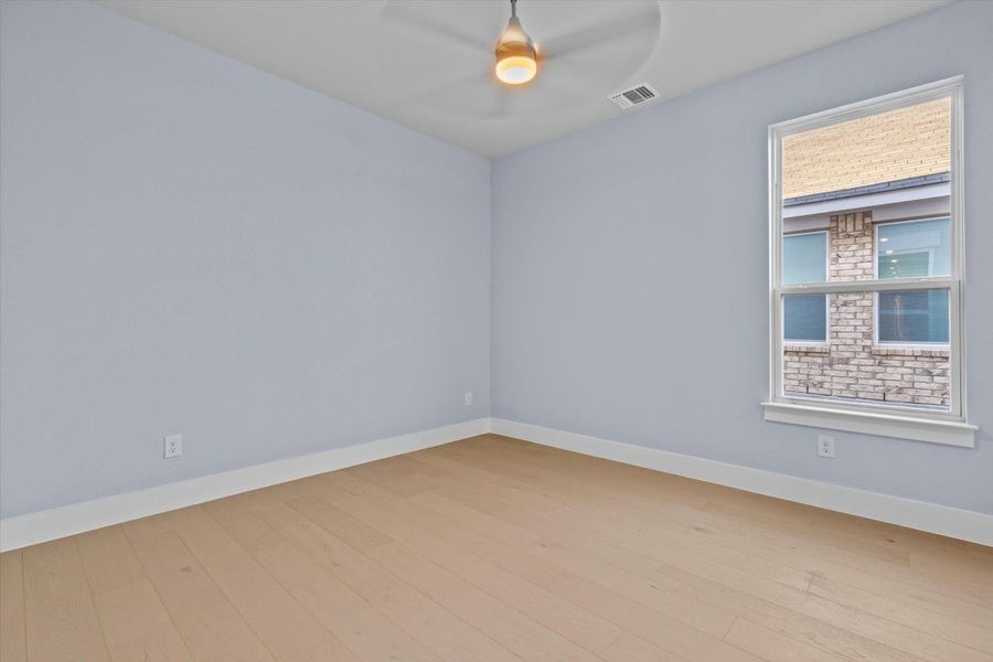 Spacious, unfurnished interior of a new home in , Round Rock (Image 24).