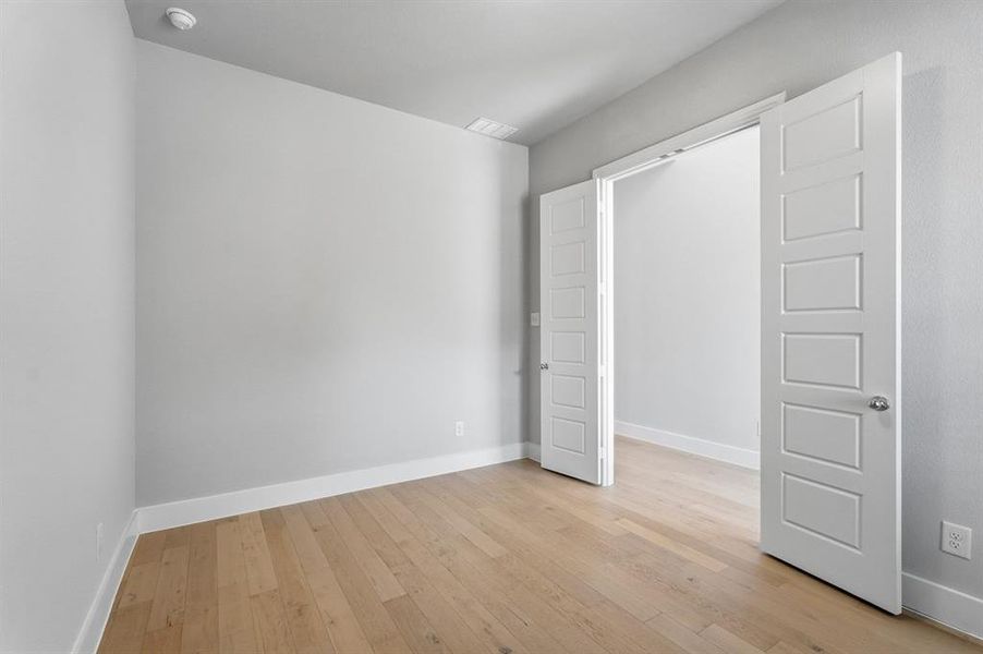 Spacious, unfurnished interior of a new home in Sandbrock Ranch, Aubrey (Image 17).