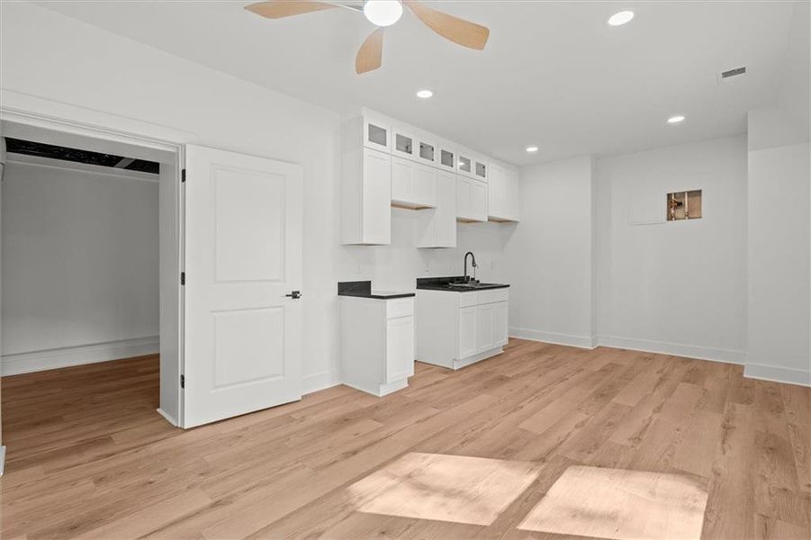 Spacious, unfurnished interior of a new home in , Villa Rica (Image 22). Spacious, unfurnished interior of a new home in , Villa Rica (Image 22).