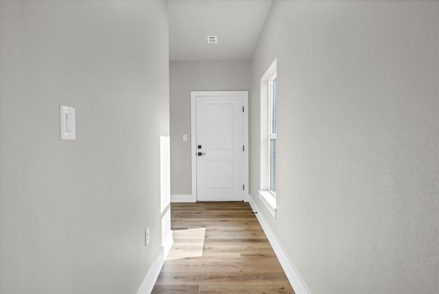 Spacious, unfurnished interior of a new home in , Lindale (Image 24). Spacious, unfurnished interior of a new home in , Lindale (Image 24).