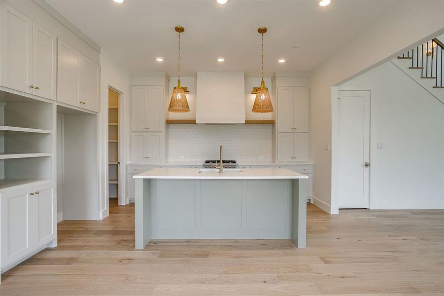 Furnished interior view inside a new home in , Fort Worth (Image 5).
