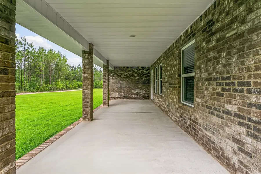 Representative exterior details of a home built from the The Sapphire Estate by Herbst Homes in Walther Reserve, Milton (Image 4).