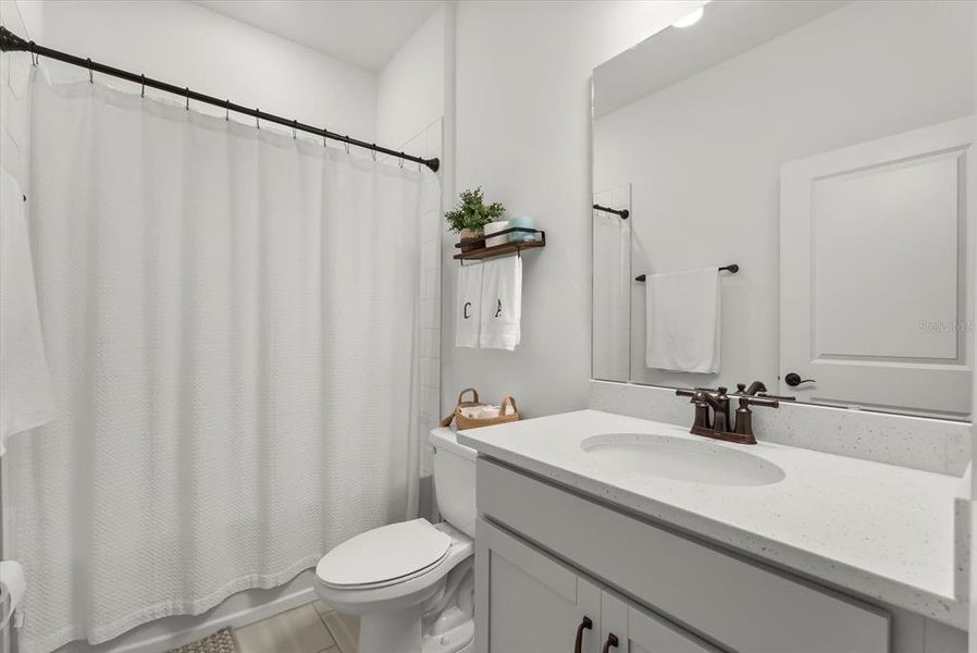 Furnished interior view inside a new home in Hills of Minneola, Minneola (Image 18).