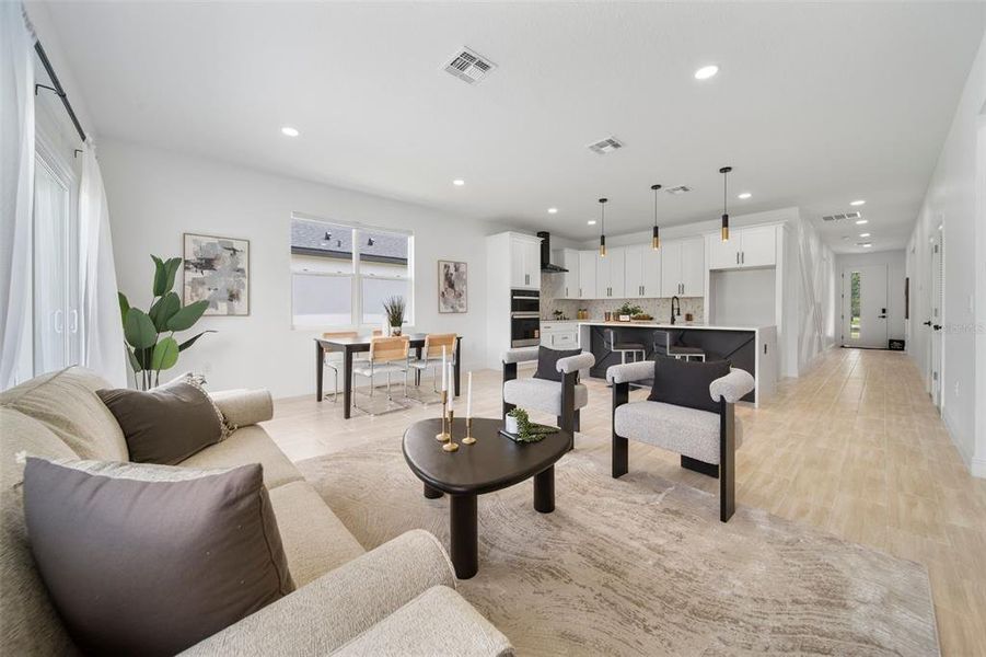Furnished interior view inside a new home in , Orlando (Image 10).