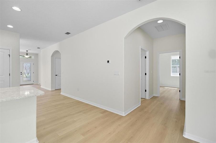 Spacious, unfurnished interior of a new home in Matanzas Cove, Palm Coast (Image 29).