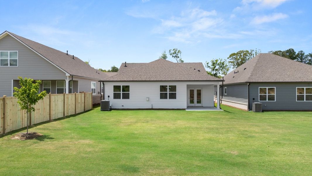 Representative exterior details of a home built from the Cali by D.R. Horton in Hamptons at Riverwood North, Dallas (Image 3).