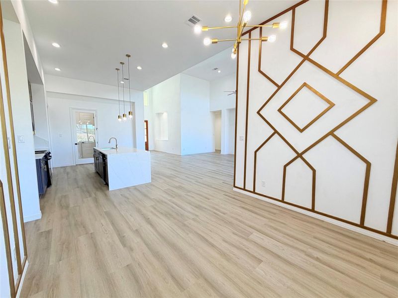 Spacious, unfurnished interior of a new home in , Dayton (Image 20).