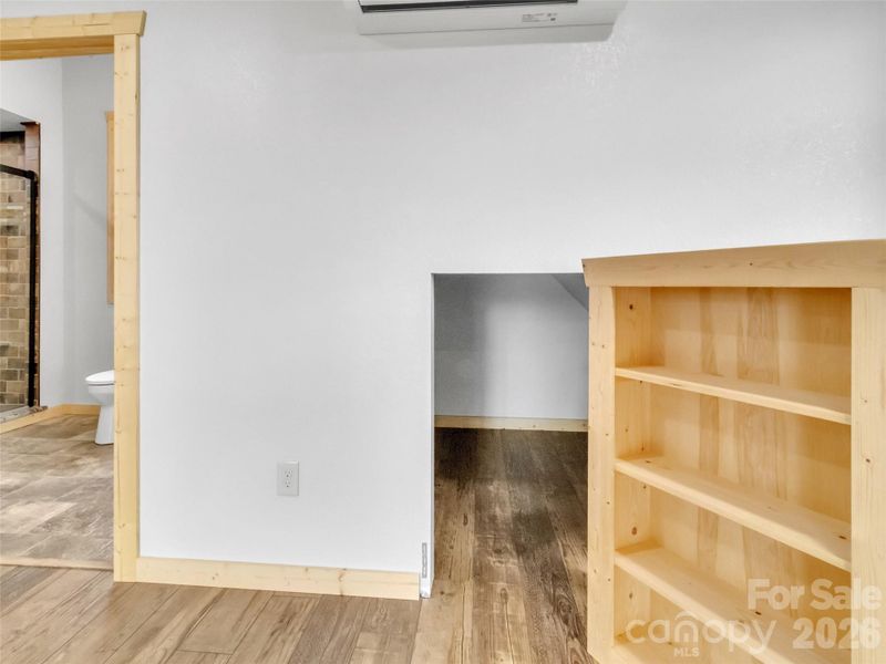 Image 43 of a home in . Image 43 of a home in .