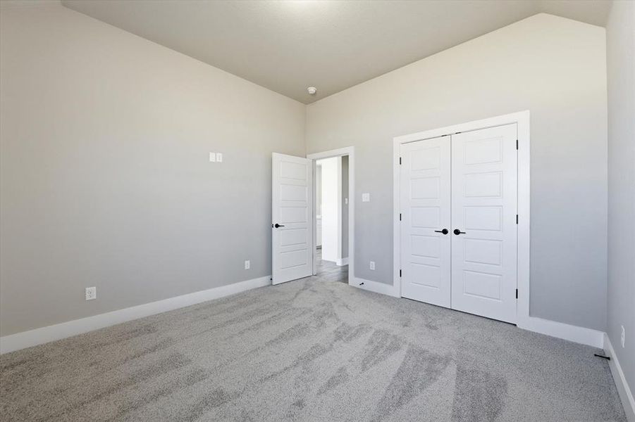 Spacious, unfurnished interior of a new home in Zion Valley, Springtown (Image 16).