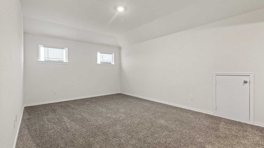 Spacious, unfurnished interior of a new home in Verandah, Royse City (Image 17).