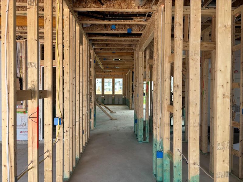 Spacious, unfurnished interior of a new home in Covered Bridge, Hutto (Image 7).