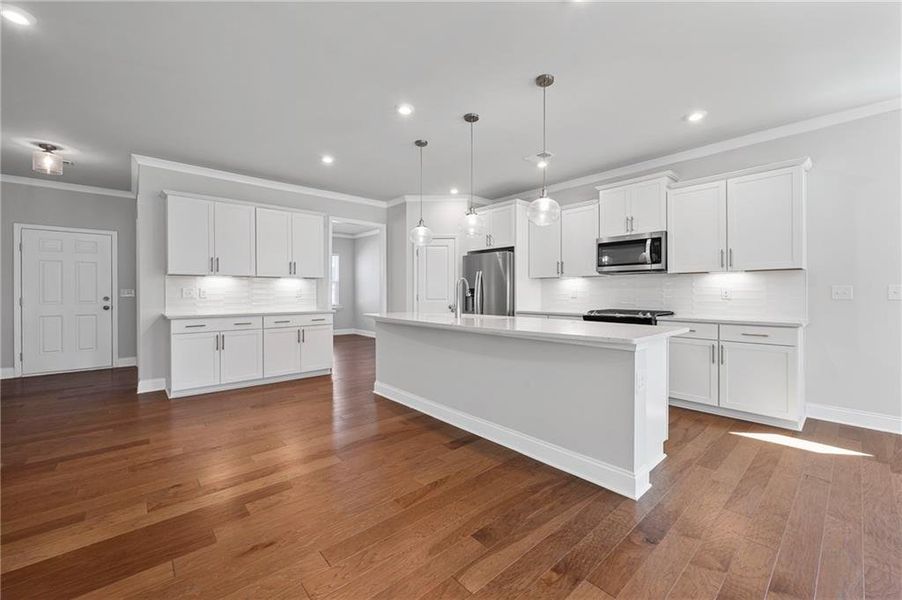 Furnished interior view inside a new home in Hawthorne Ridge, McDonough (Image 5).
