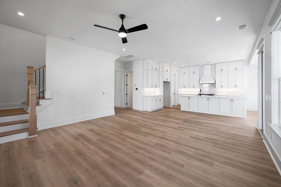 Spacious, unfurnished interior of a new home in Ferryboat Landing, Charleston (Image 17). Spacious, unfurnished interior of a new home in Ferryboat Landing, Charleston (Image 17).