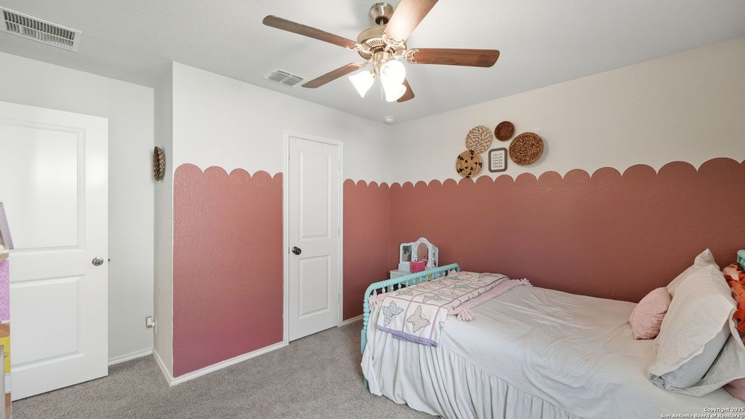 Furnished interior view inside a new home in , Floresville (Image 24).