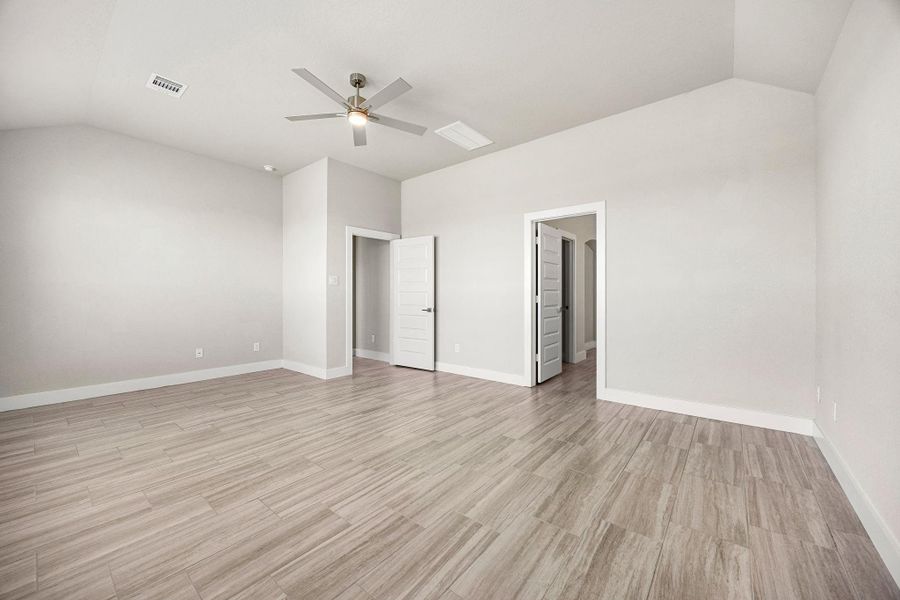 Spacious, unfurnished interior of a new home in Morton Creek Ranch, Katy (Image 15). Spacious, unfurnished interior of a new home in Morton Creek Ranch, Katy (Image 15).