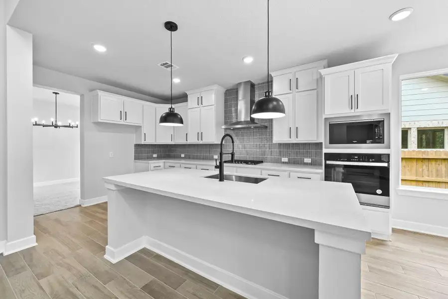 Representative image. Features, specifications, selections and colors may vary. Representative image. Features, specifications, selections and colors may vary.