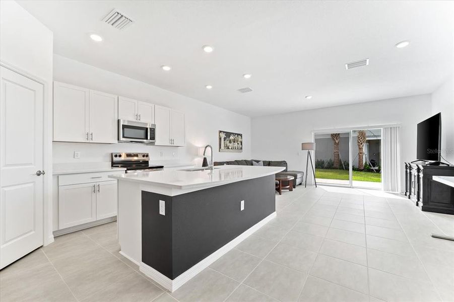 Furnished interior view inside a new home in , Sarasota (Image 18).