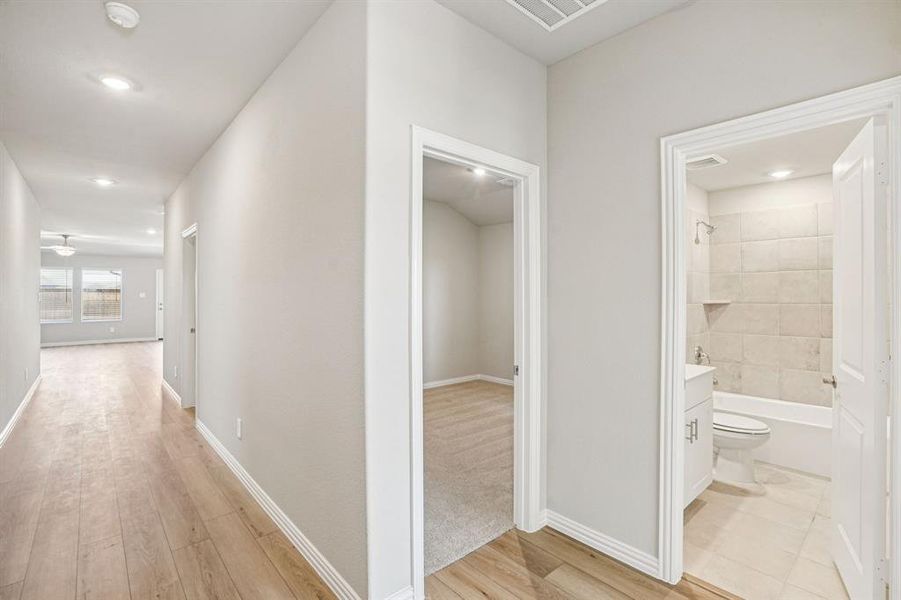 Photo is not of the actual home, but is an inspirational photo of builder’s model home and may depict options, furnishings, and/or decorator features that are not included. Photo is not of the actual home, but is an inspirational photo of builder’s model home and may depict options, furnishings, and/or decorator features that are not included.