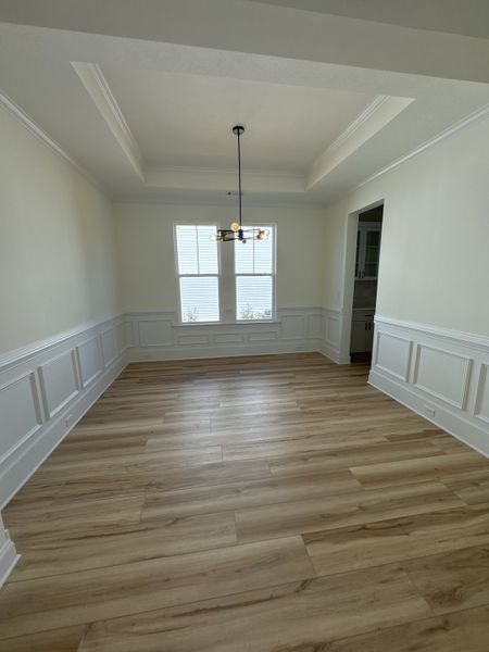 Spacious, unfurnished interior of a new home in Windsor, North Augusta (Image 11).