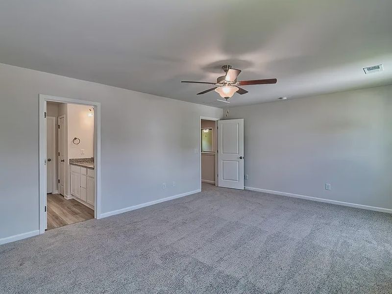 Spacious, unfurnished interior of a new home in Emanuel Creek, West Columbia (Image 10). Spacious, unfurnished interior of a new home in Emanuel Creek, West Columbia (Image 10).