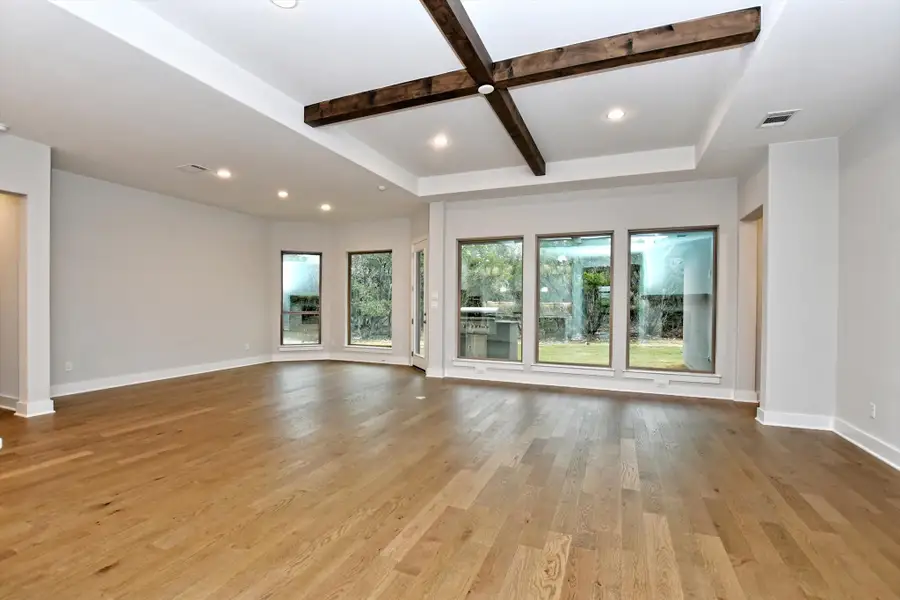 Representative unfurnished interior of a home built from the Llano II by Giddens Homes in Whispering Wind, Bertram (Image 91). Representative unfurnished interior of a home built from the Llano II by Giddens Homes in Whispering Wind, Bertram (Image 91).
