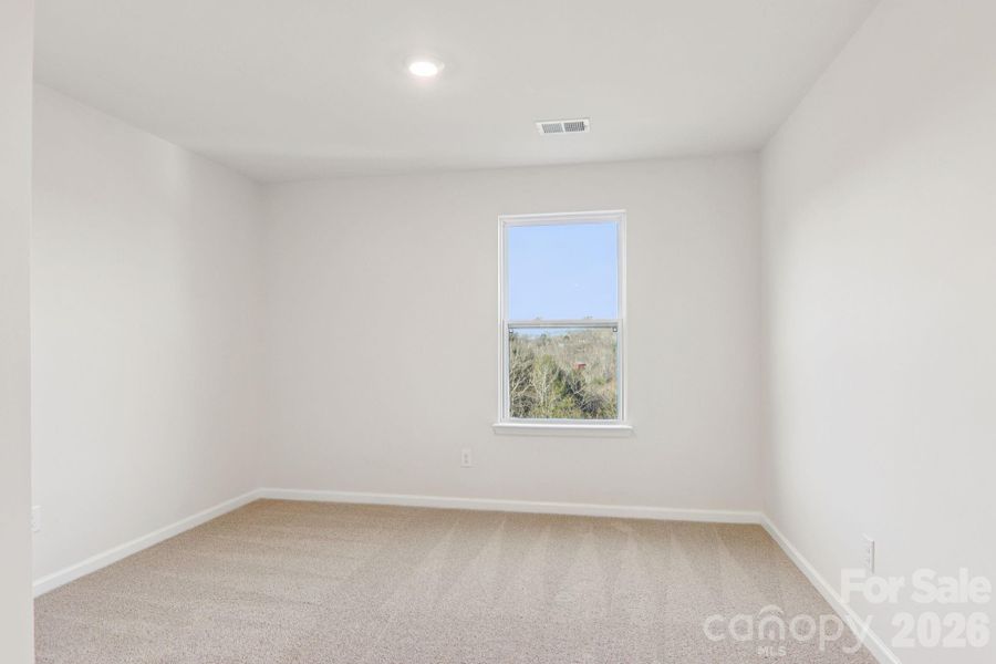 Spacious, unfurnished interior of a new home in Rydele Heights, Asheville (Image 14).