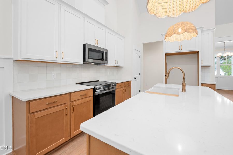 Main Living area (7)