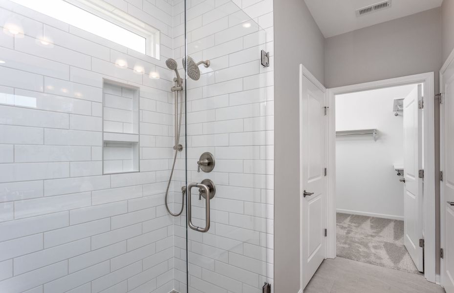 Representative interior finishes for a home built from the Contour by Del Webb in Del Webb at Chatham Park, Pittsboro (Image 21).