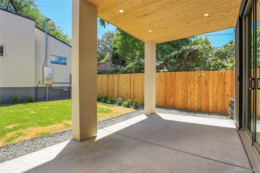 Image 27 of a home in .