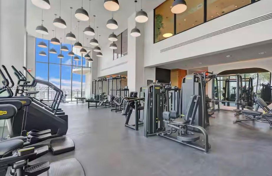 Community amenities in , Miami Beach (Image 35).