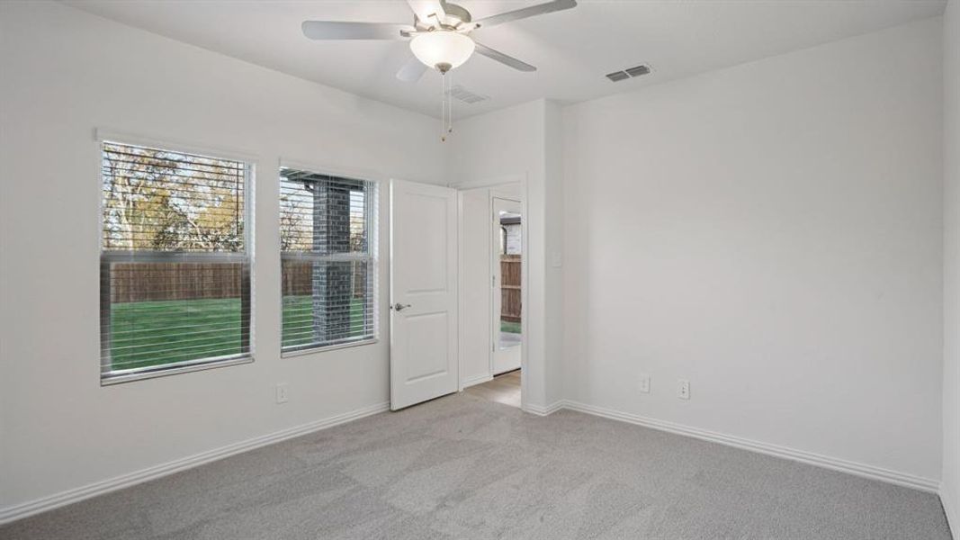 Photo is not of the actual home, but is an inspirational photo of builder’s model home and may depict options, furnishings, and/or decorator features that are not included.