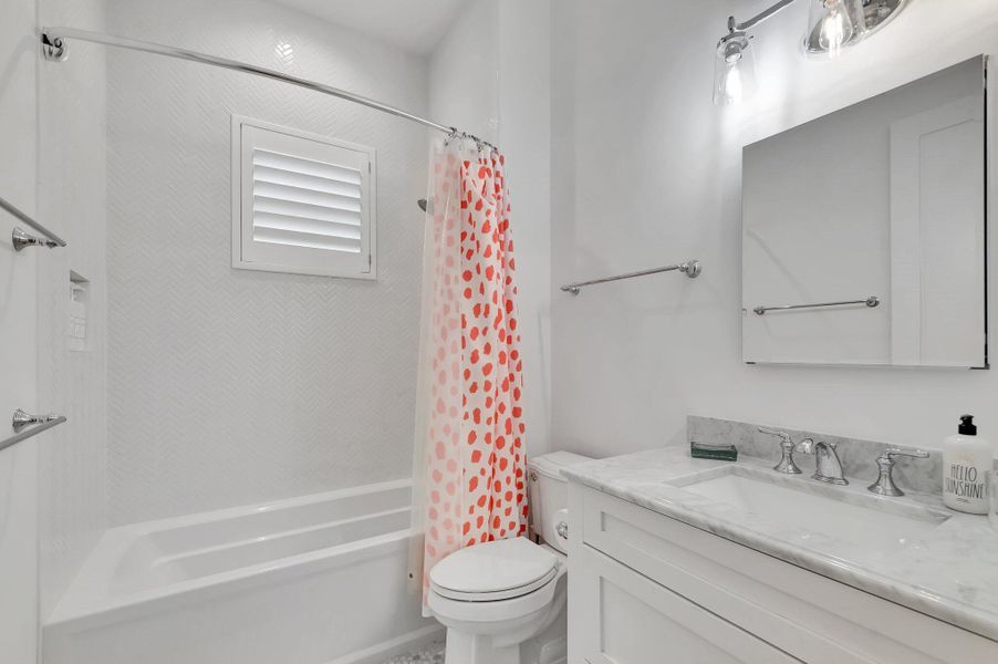 Furnished interior view inside a new home in , West Palm Beach (Image 18). Furnished interior view inside a new home in , West Palm Beach (Image 18).