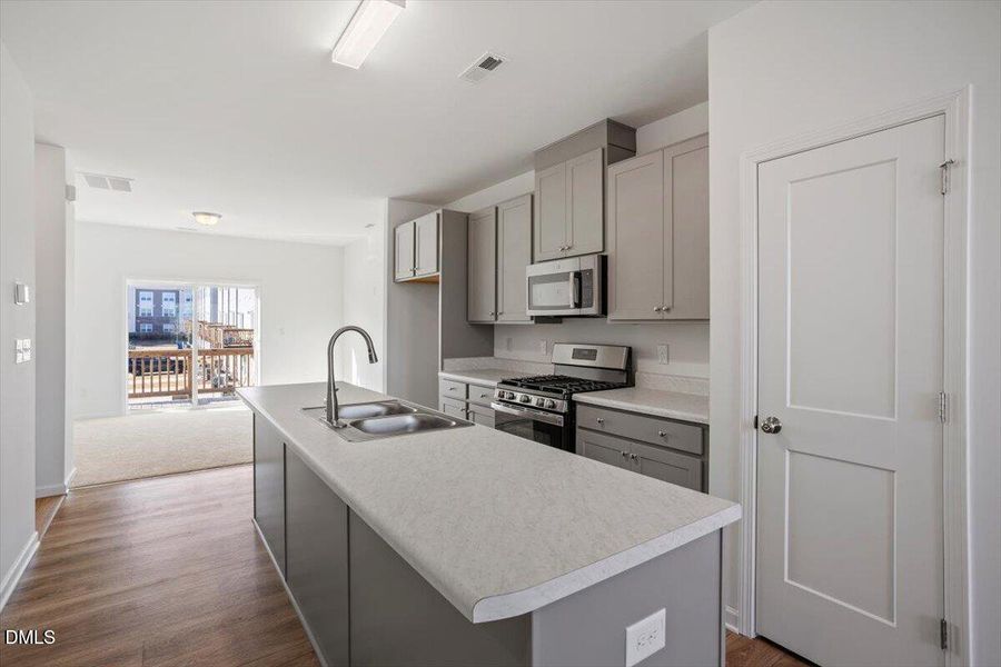 20-443 N Fisher St [2719159]_20