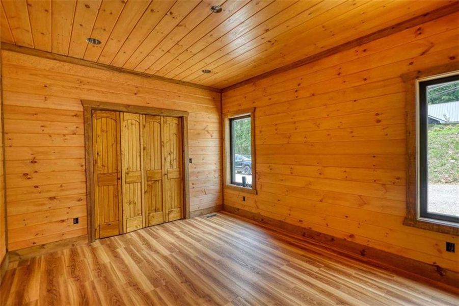 Image 49 of a home in .
