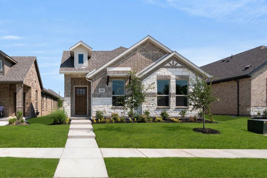 Front exterior of a new home in Redden Farms – Active Adult, Midlothian, TX, highlighting curb appeal (Image 26). Front exterior of a new home in Redden Farms – Active Adult, Midlothian, TX, highlighting curb appeal (Image 26).
