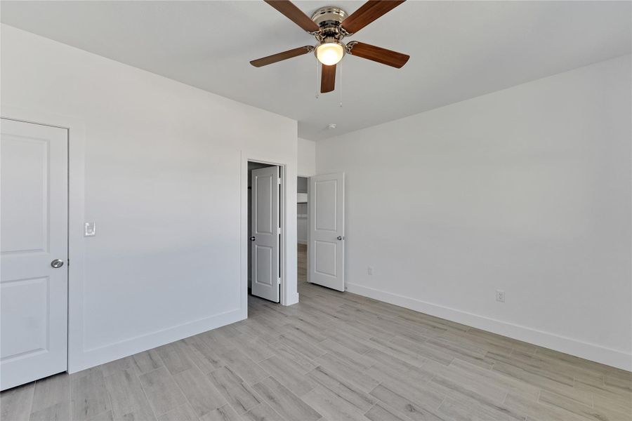 Spacious, unfurnished interior of a new home in , Montgomery (Image 17).
