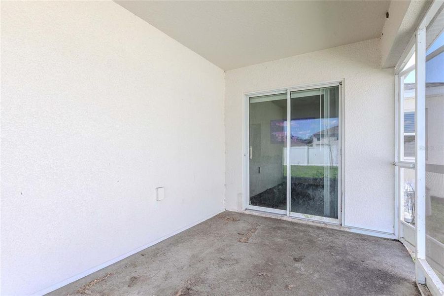 Exterior details and patio area of a home in , Zephyrhills (Image 21).