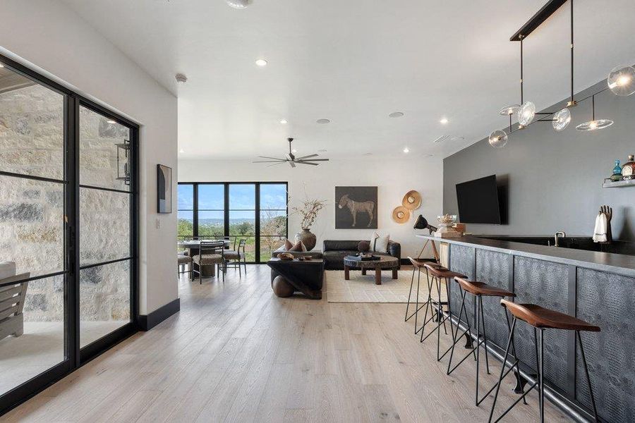 Community amenities in , Spicewood (Image 37).