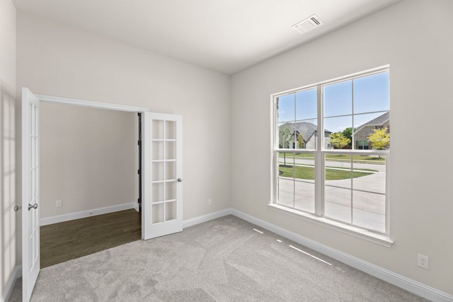 Spacious, unfurnished interior of a new home in Lovers Landing, Forney (Image 26). Spacious, unfurnished interior of a new home in Lovers Landing, Forney (Image 26).